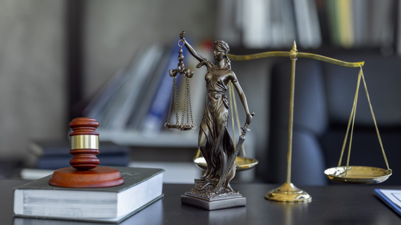 Advokat za osnivanje firme za strance u Srbiji - registracija i boravak